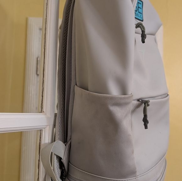 Gymshark Backpack - Picture 5 of 14